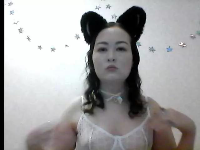 -tiny-nika- on BongaCams 
