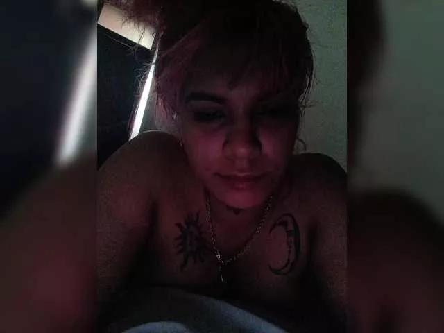 6curvyhot9 on BongaCams 