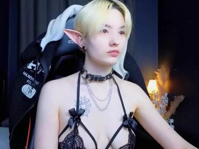Akemi-Sora on BongaCams 