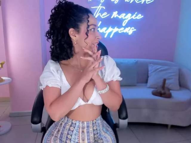 AlessaRomero on BongaCams