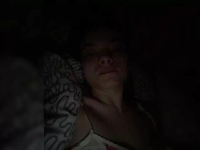 AliceAhInsky on BongaCams 