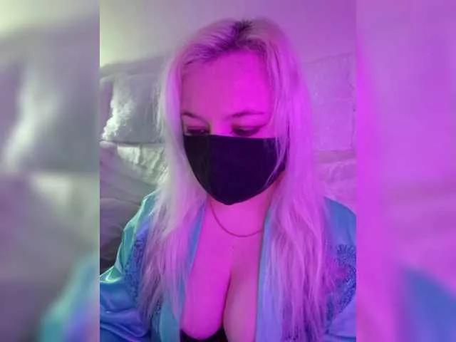 Alicekitty on BongaCams 