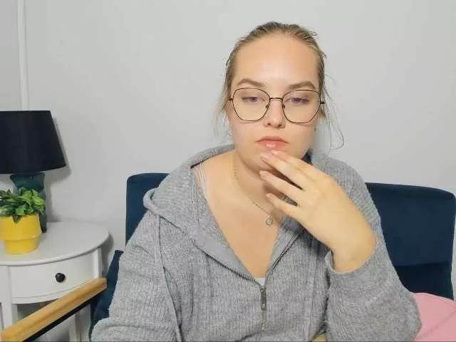 Check out 21 years old AlicePretty69 from BongaCams AlicePretty69 from BongaCams