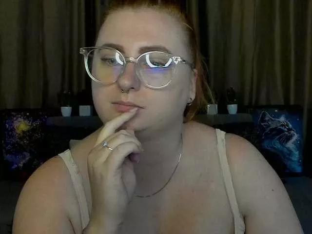 Offline Aliciaredluv on BongaCams