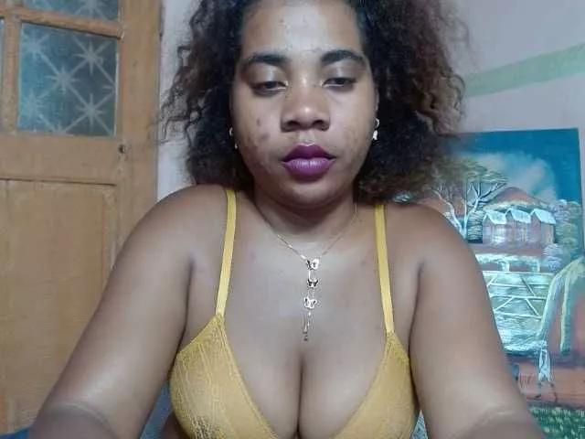 Masturbate to 30 years old AlineEdena from BongaCams AlineEdena from BongaCams