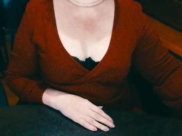 Alisa1917 on BongaCams 