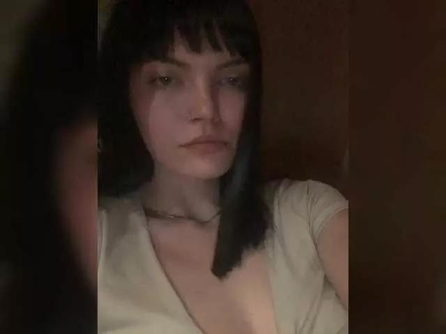 alisonriot on BongaCams