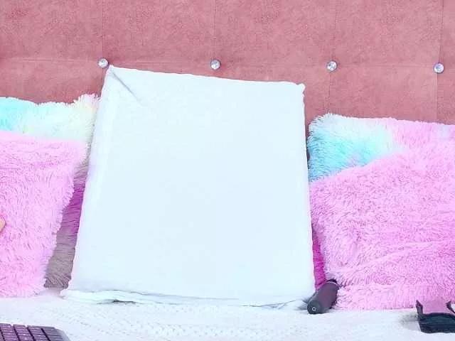 AlliciaKim on BongaCams 