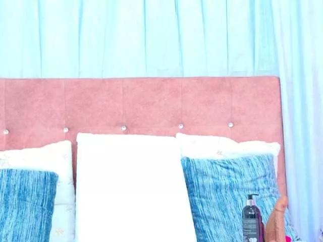 AlliciaKim from BongaCams