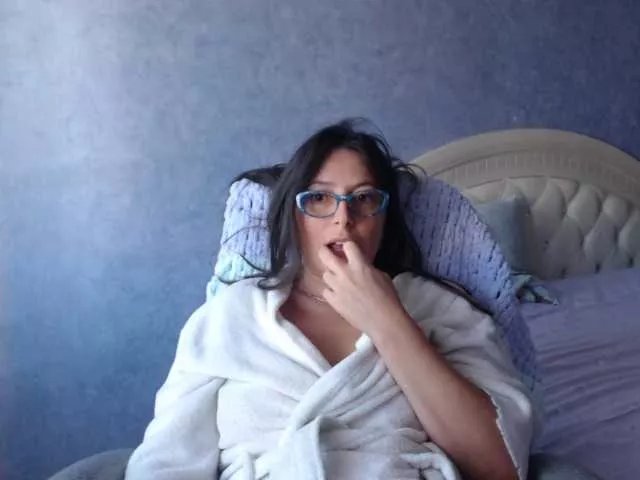 AmandaFresh24 on BongaCams 