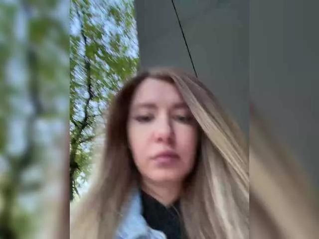 Ameli-na-meli on BongaCams