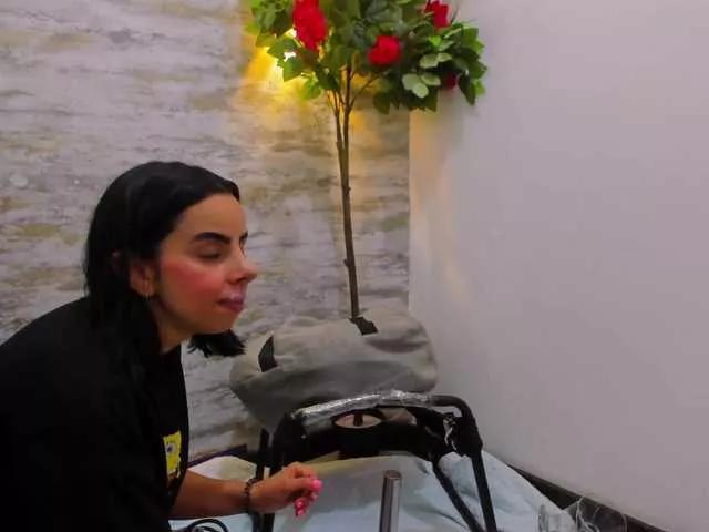 Amelia-Myers on BongaCams 