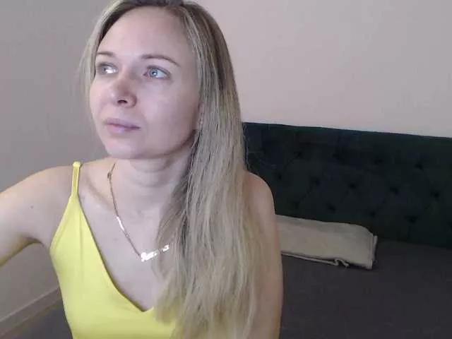 Anabellaa on BongaCams 
