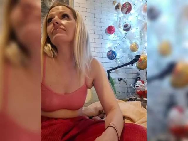 AngelAlone on BongaCams 