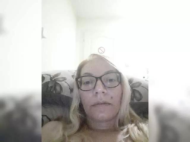 Angelfalling on BongaCams 