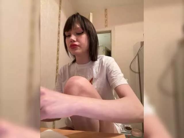 Angelll3 on BongaCams 