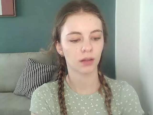 Offline AriaModel on BongaCams