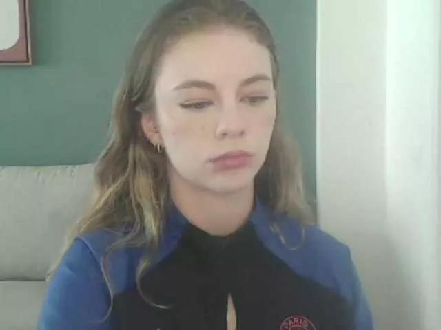 Offline AriaModel on BongaCams