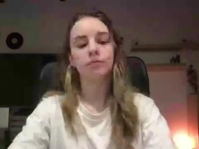 Offline AriaModel on BongaCams