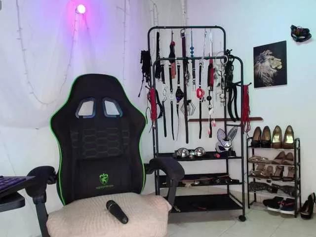 Offline ariannaconnor2 on BongaCams