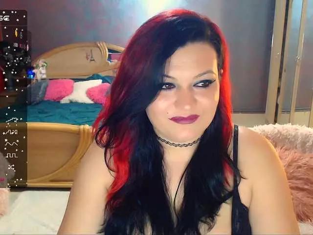 Ariellefoxy on BongaCams 