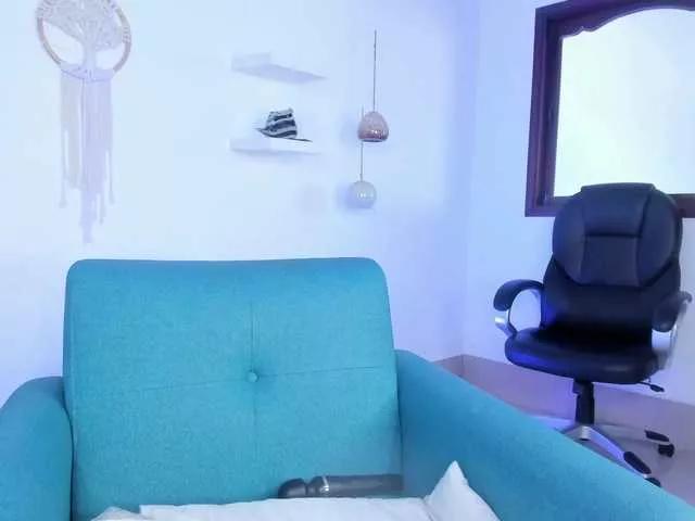 Offline Aura-cuutee on BongaCams