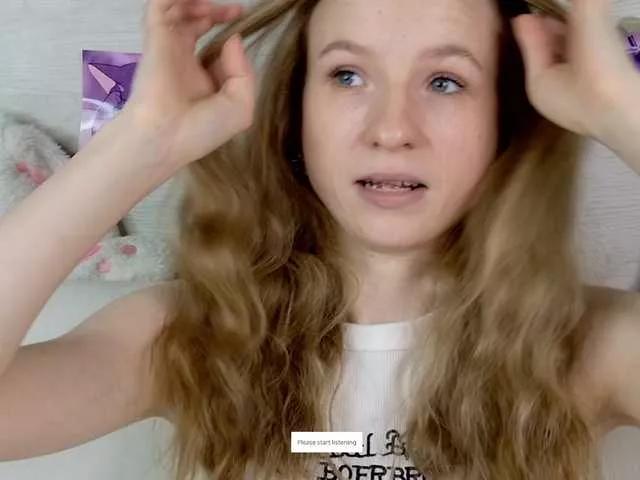 b4by-Emilia on BongaCams 