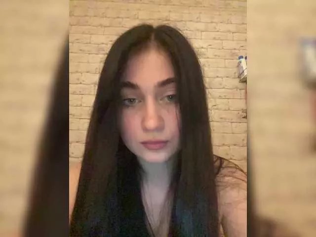 BabyMilia717 on BongaCams 