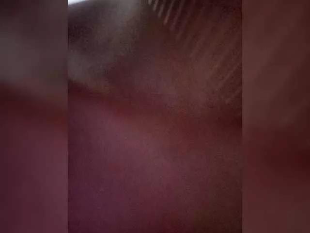 Offline BellaSaint on BongaCams