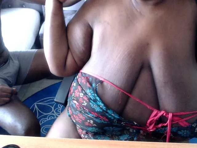 Discover BongaCams's Bigboobscoupls bigboobscoupls from BongaCams