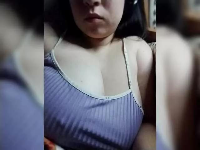 Offline blue-moonlight on BongaCams