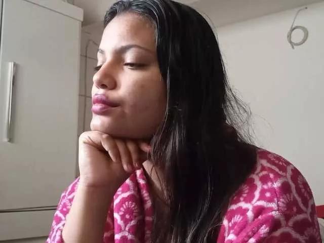 Bombonzin on BongaCams 