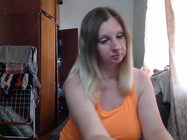 Offline BustyBlondy on BongaCams