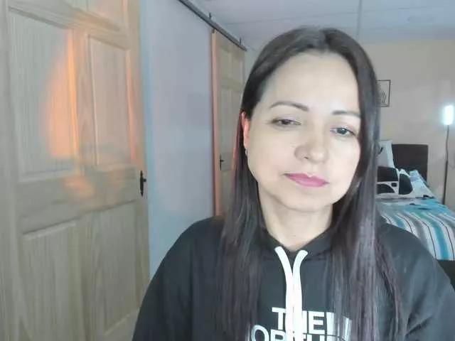 Freechat Carlin1511 on BongaCams