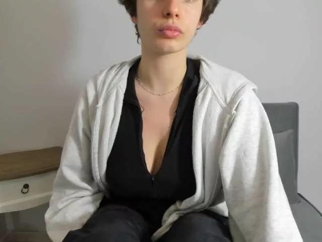CarliSecret on BongaCams 