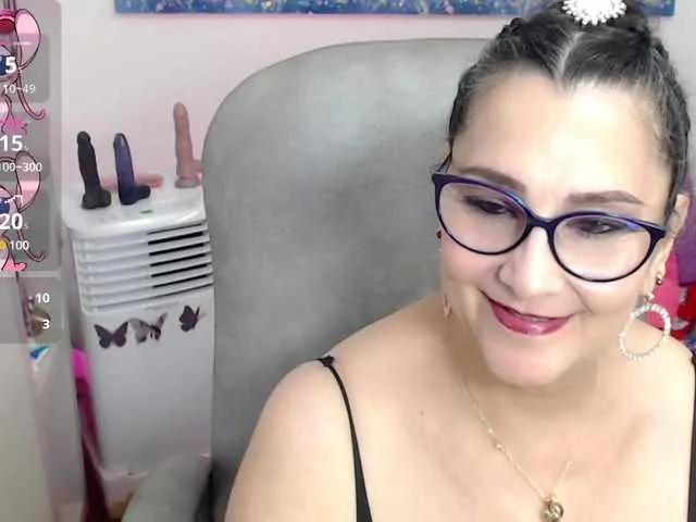 cataleya-mom on BongaCams 