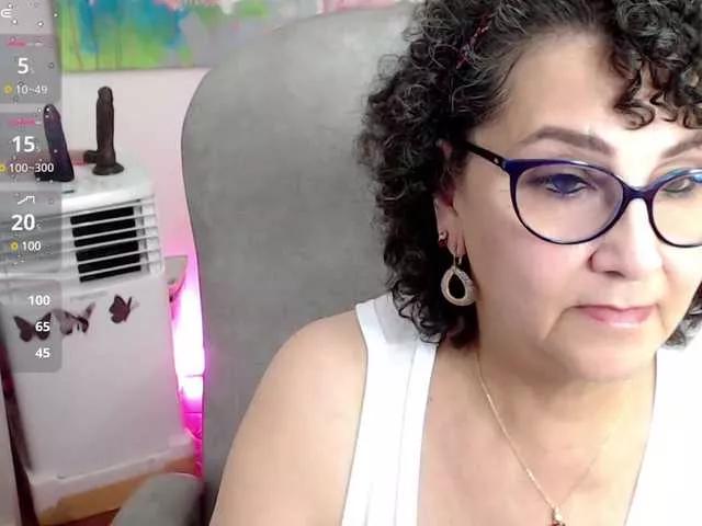 cataleya-mom on BongaCams 