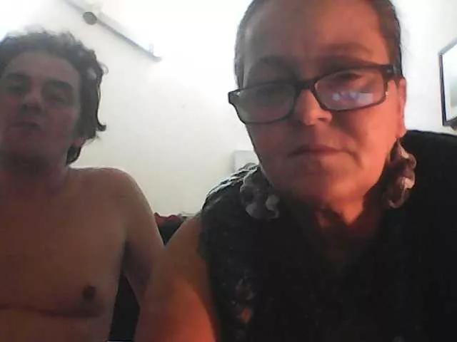 Join 46 years old coppiaporcellina from BongaCams coppiaporcellina from BongaCams