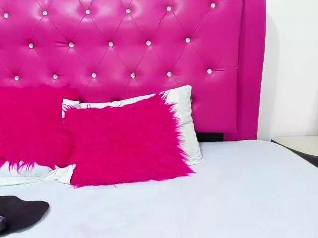 Cristal-rose on BongaCams 