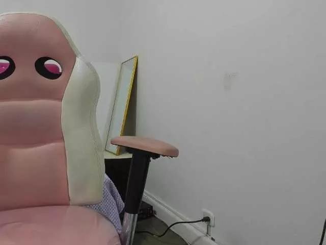 Cristal-rose on BongaCams 