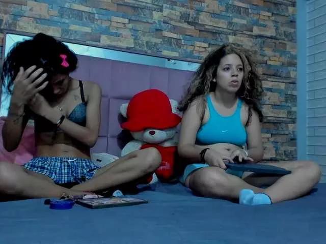 Freechat cumloves on BongaCams