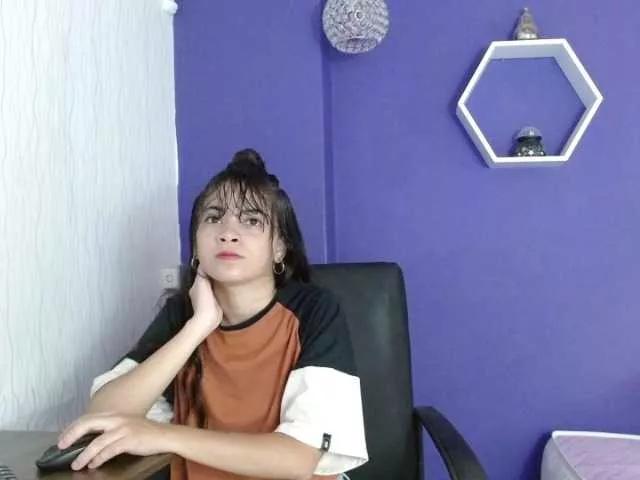 Cute-michel on BongaCams 