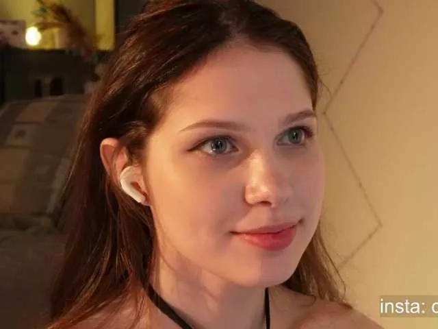 Offline Cuterori on BongaCams