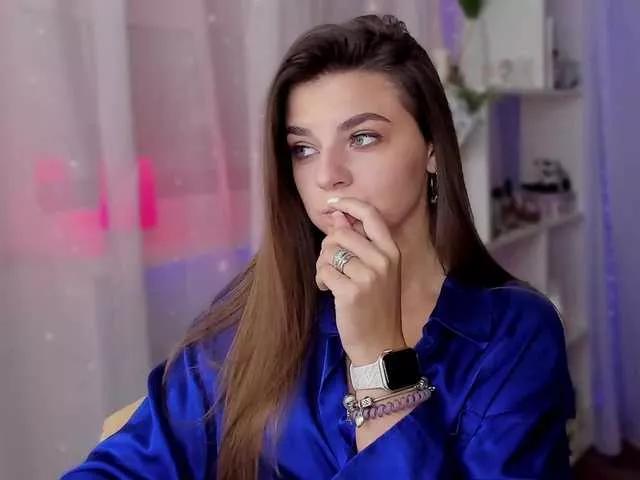Daisy-777- on BongaCams 