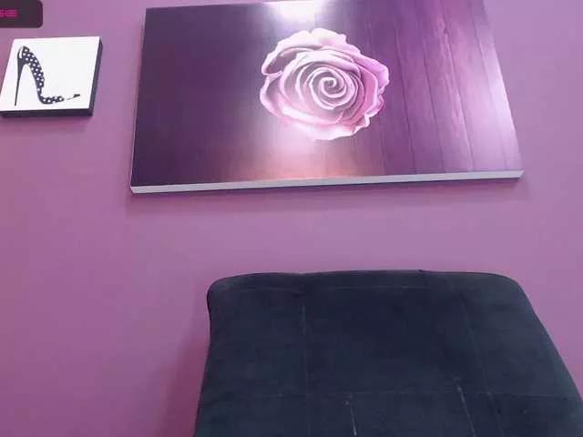 Offline DannaFox on BongaCams