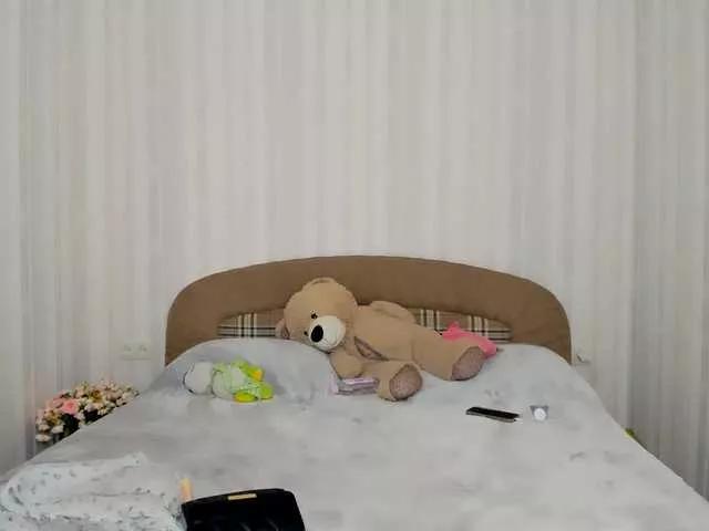 Watch hot performer Dariadeluxe Dariadeluxe from BongaCams