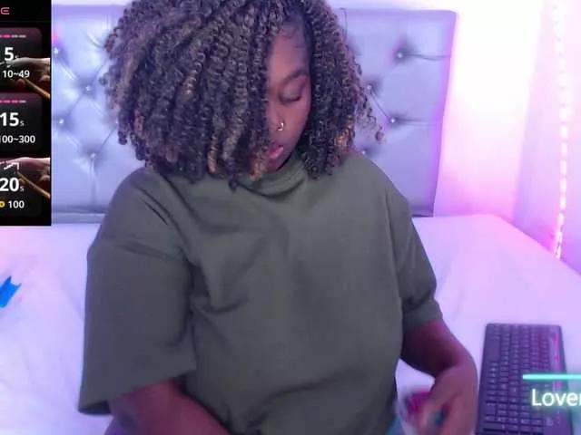 Freechat ebony-NeighborMoans on BongaCams