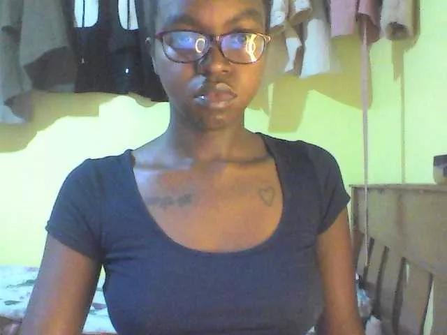 Watch cute camslut Ebonymuse Ebonymuse from BongaCams