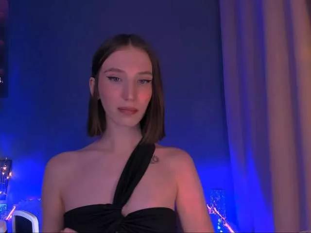ellaamber on BongaCams 