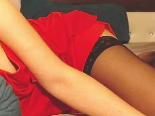 ellaine on BongaCams 